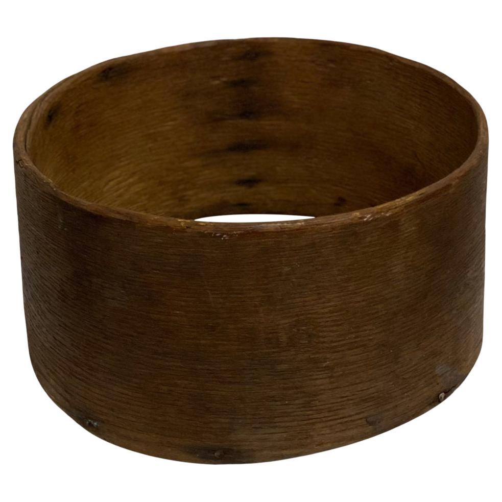 Boîte de rangement à cylindre en bois antique