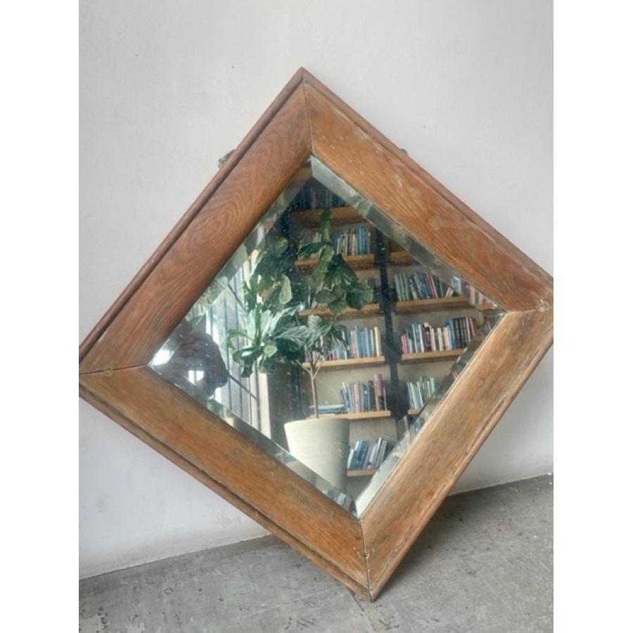 Antiker Holzrahmen-Spiegel im Zustand „Gut“ im Angebot in Scottsdale, AZ