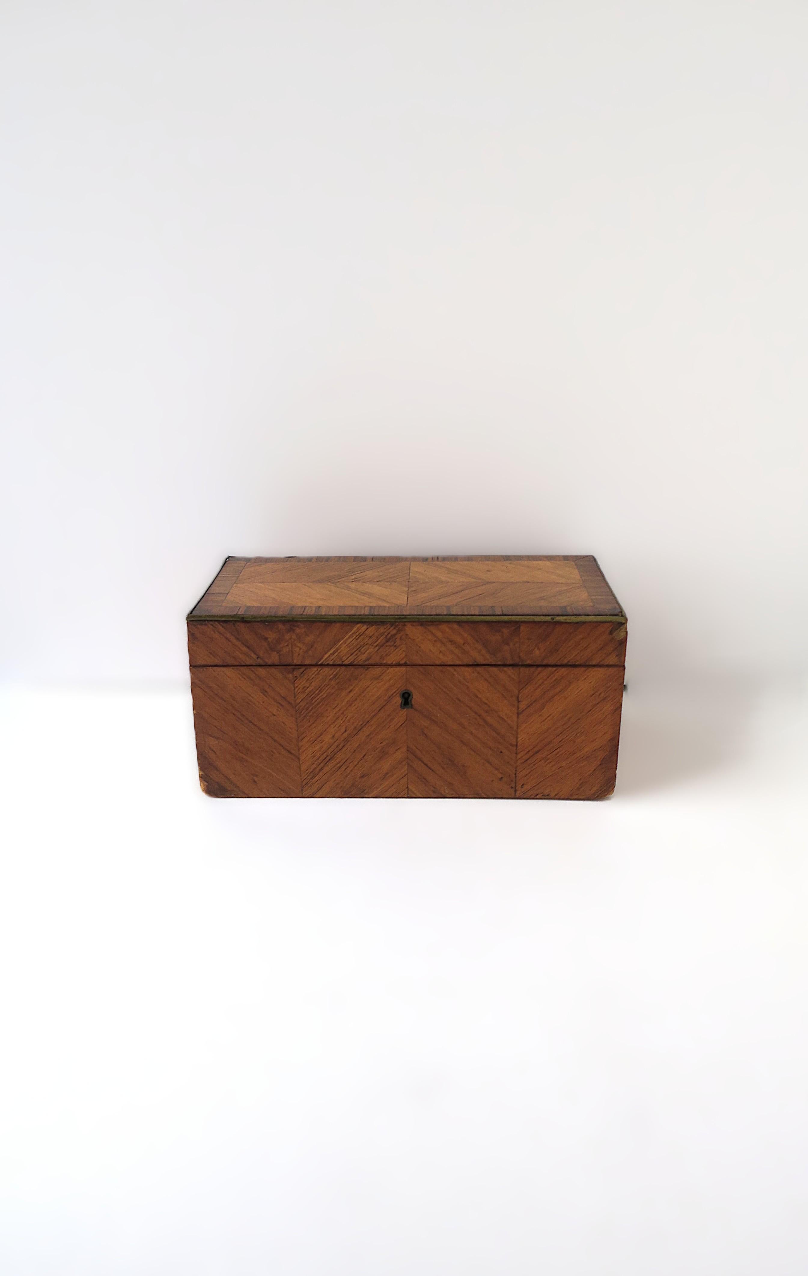 Antiguo joyero inglés de madera Inglés en venta