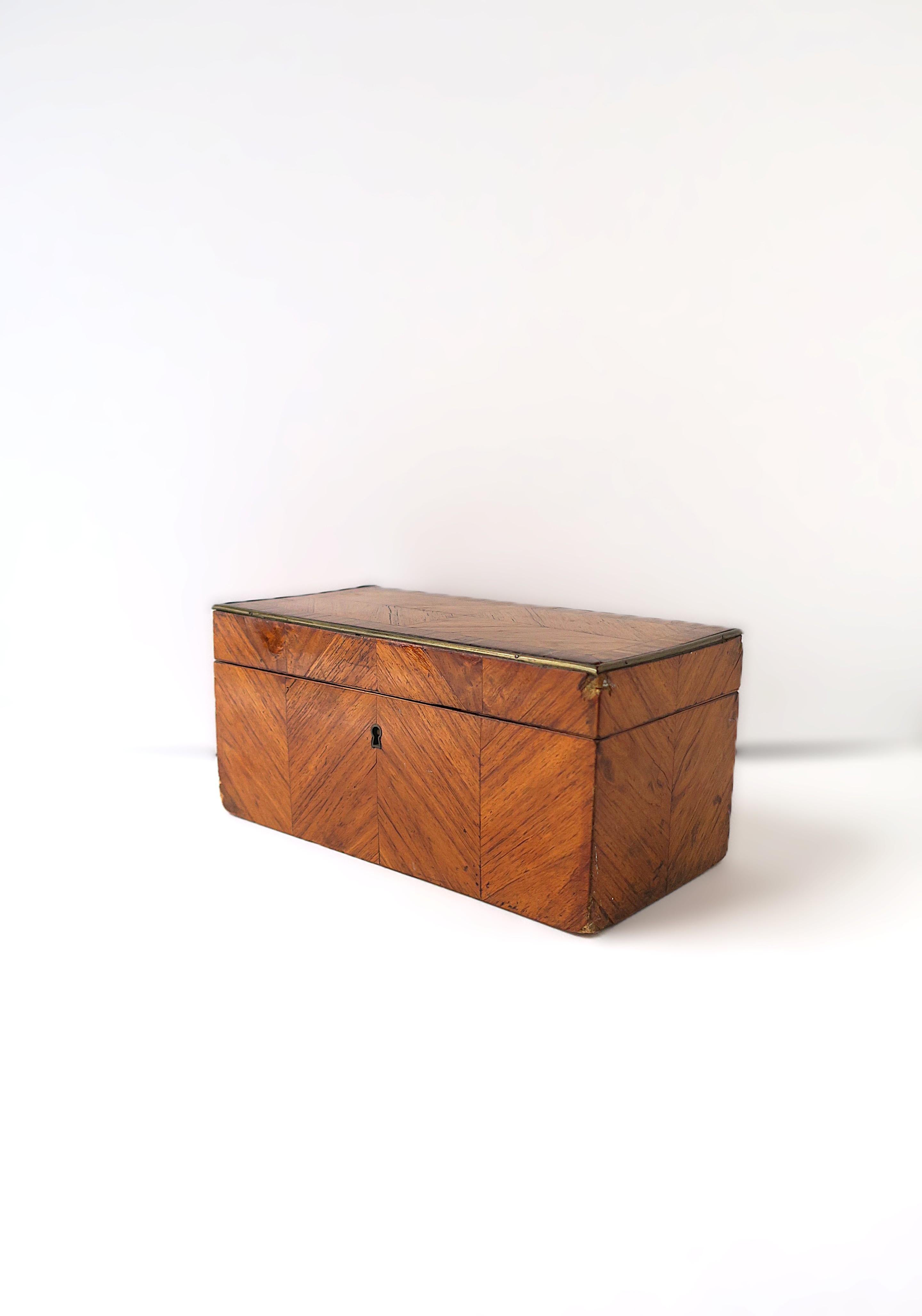 Antiguo joyero inglés de madera Chapado en venta