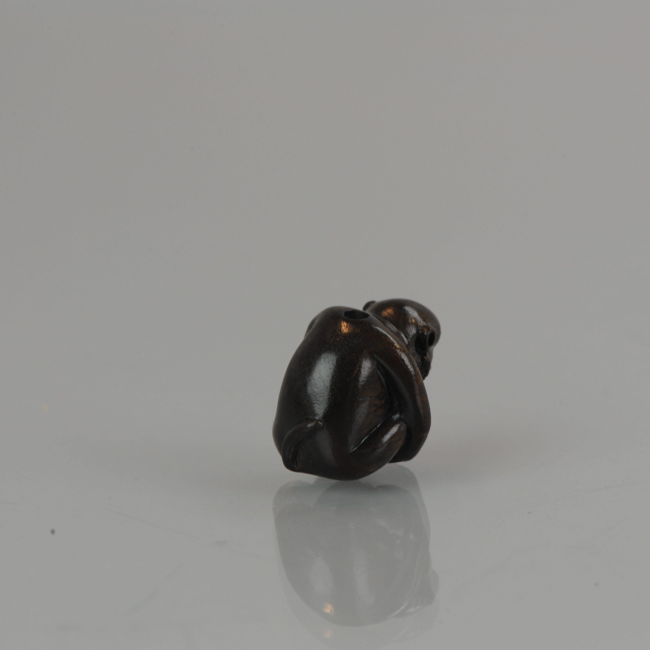 Antique Wood Monkey Netsuke 19th-20th Century Japanese Masakazu, Japan In Excellent Condition For Sale In Amsterdam, Noord Holland