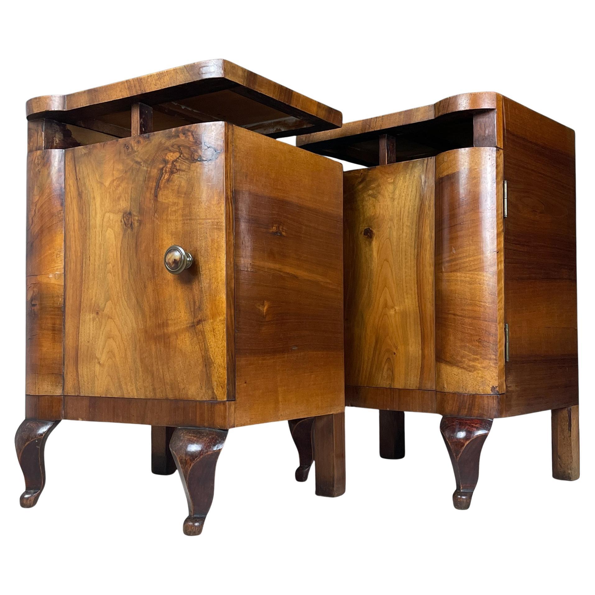 Antiker Nachttisch aus Holz, Italien, 1940er Jahre, 2er-Set, Set