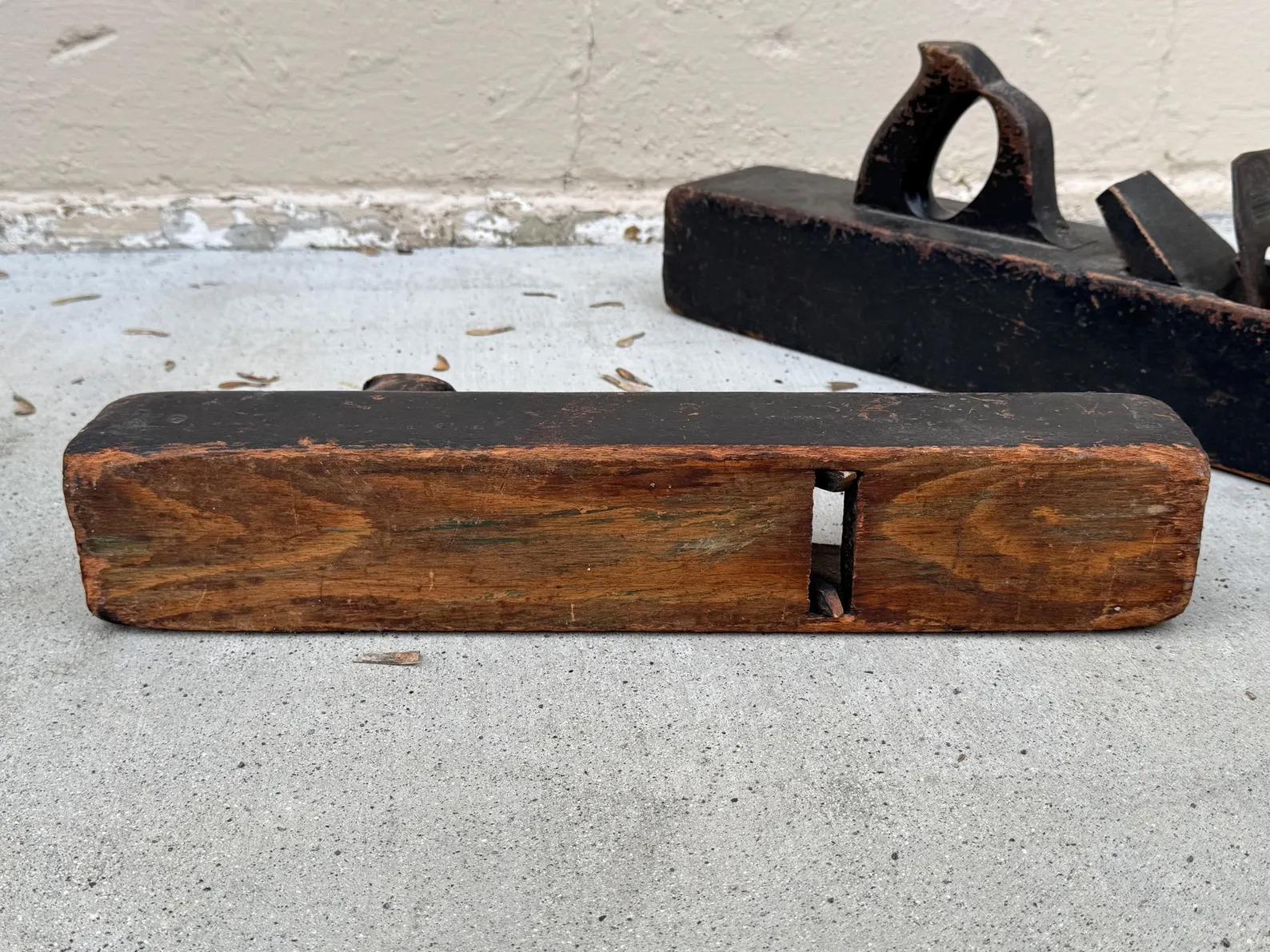 Juego de cepillos antiguos para madera de W. Butcher & Unbranded - Herramientas manuales antiguas Madera en venta