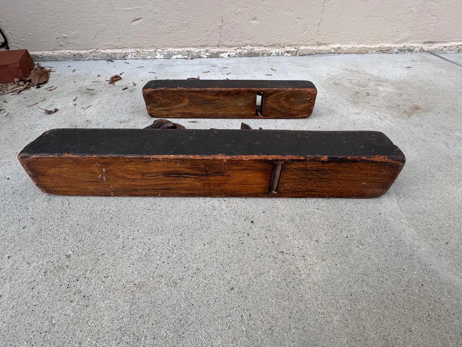 Juego de cepillos antiguos para madera de W. Butcher & Unbranded - Herramientas manuales antiguas en venta 1