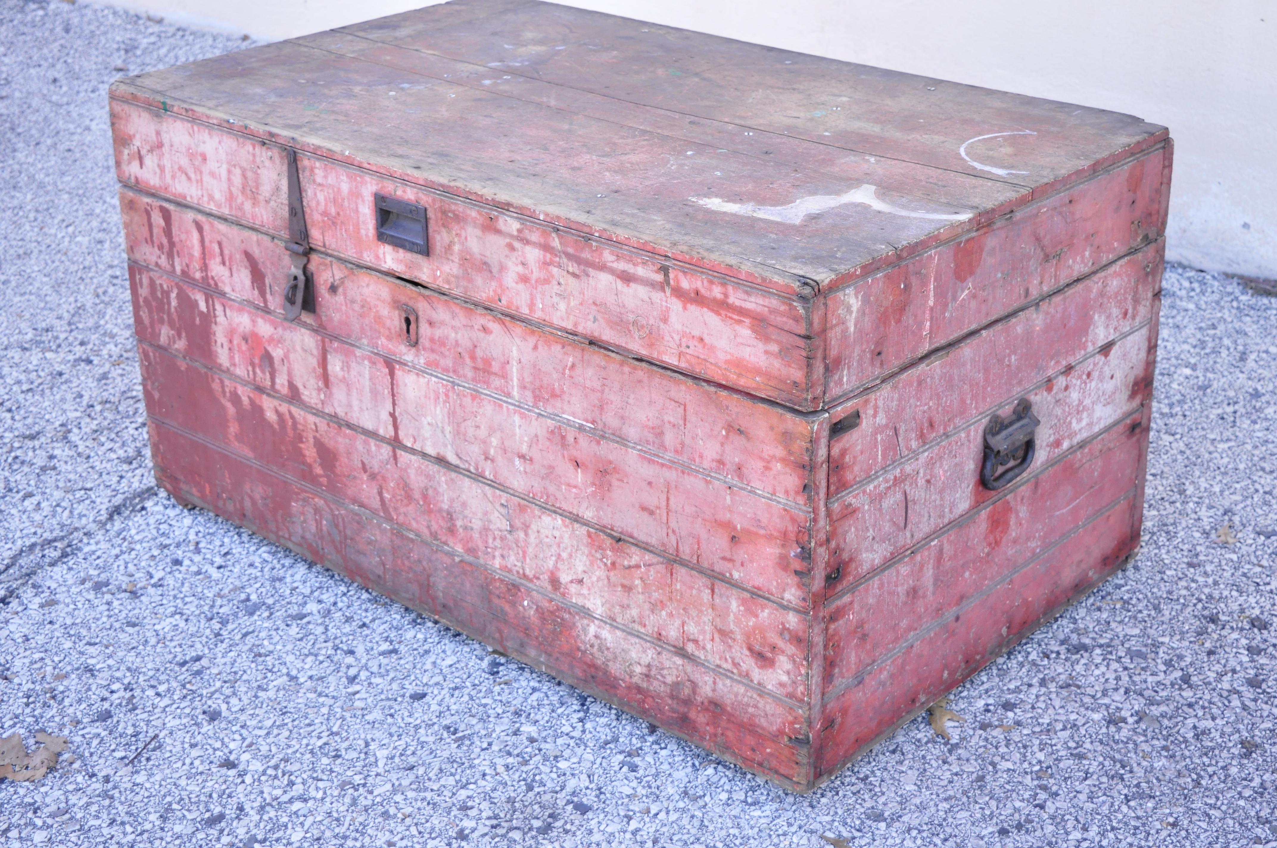 Antique Wood Country Red Distress Painted Trunk Treasure Blanket Chest For Sale 3
