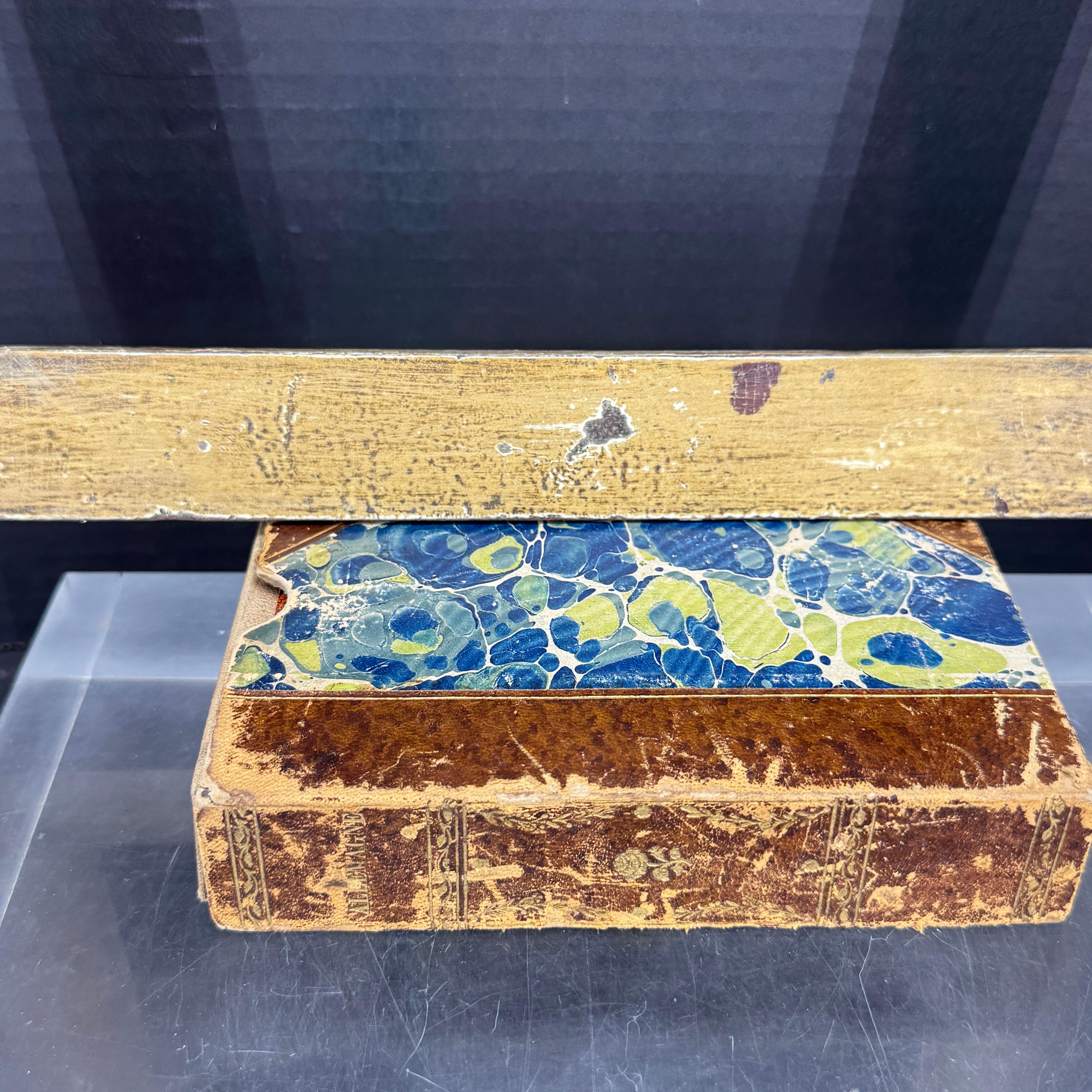 Antique Wood Rectangular Gold Gilt Art Frame For Sale 8