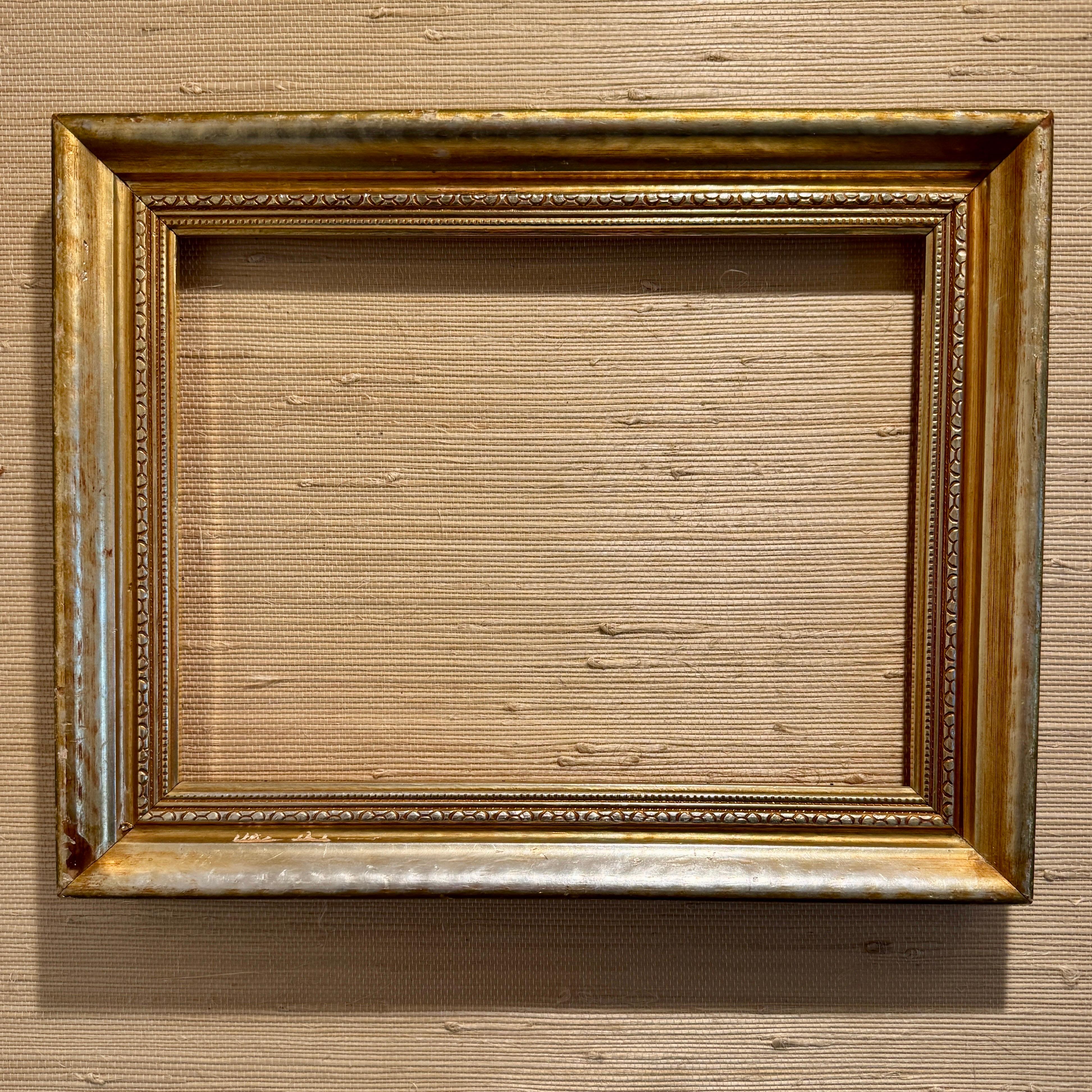 Marco de Arte Antiguo de Madera Rectangular Dorado y Plateado en venta 6