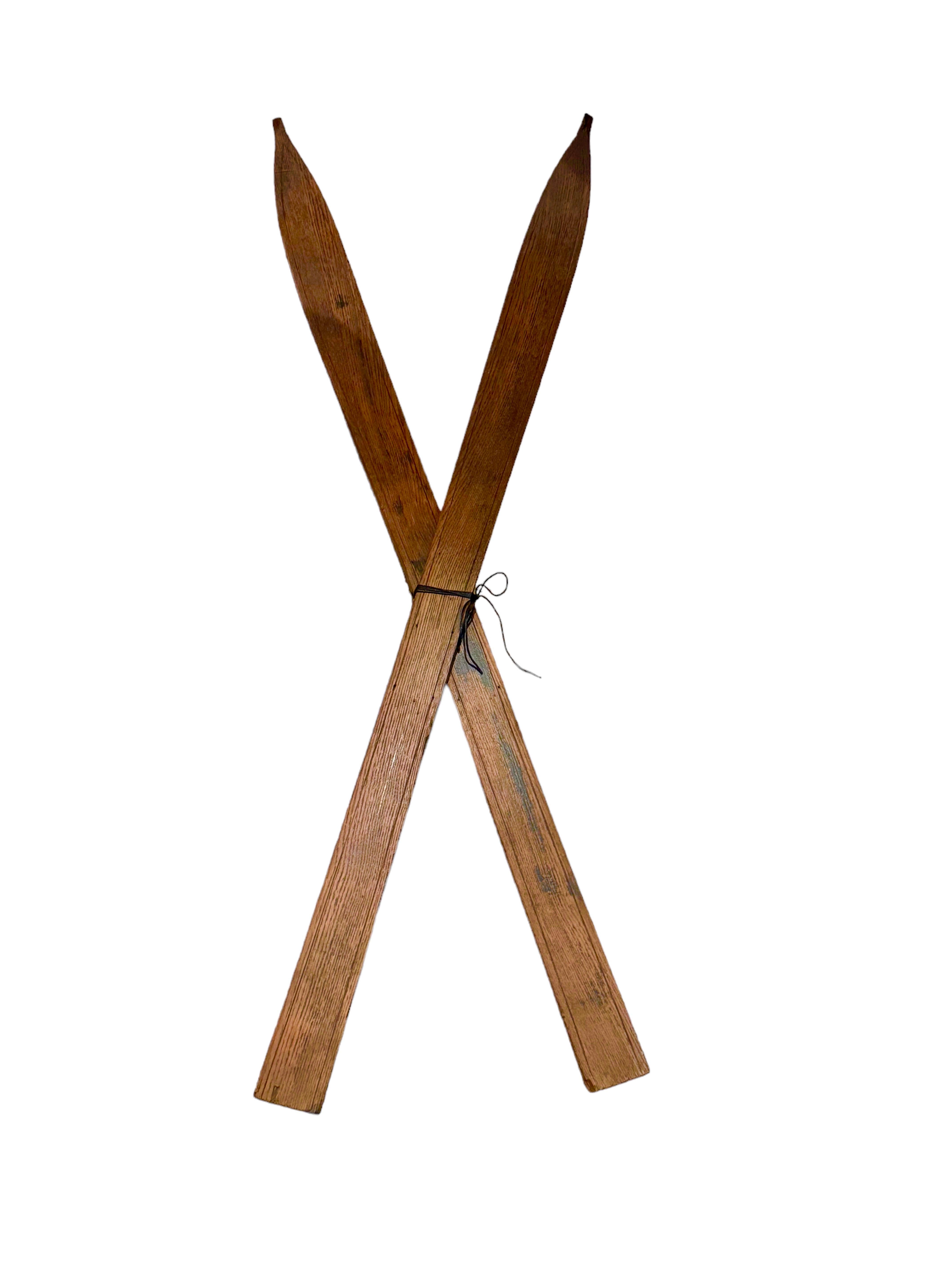 XX secolo Sci antichi in Wood in vendita