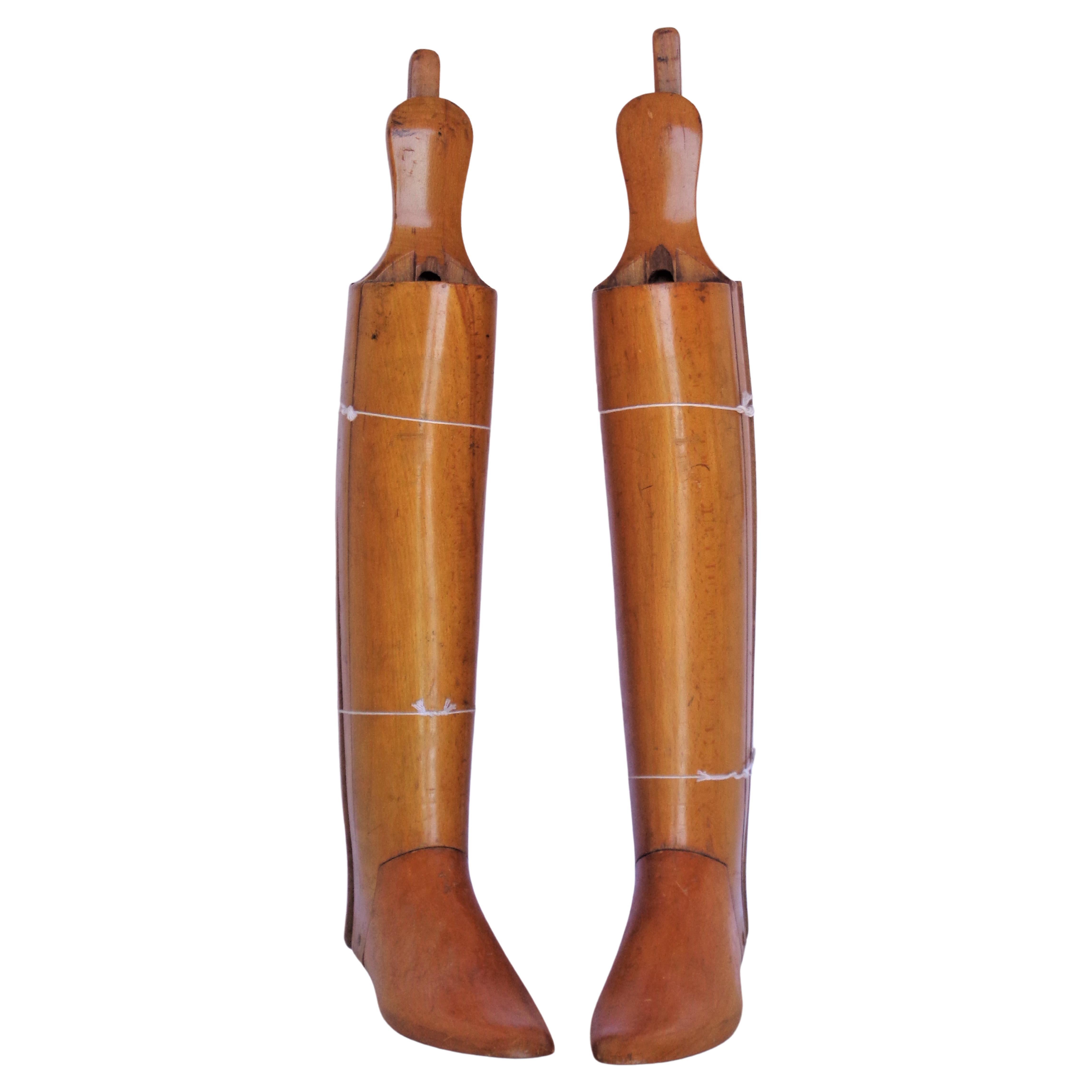 Antique Wood Trees for English Leather Riding Boots In Good Condition In Rochester, NY