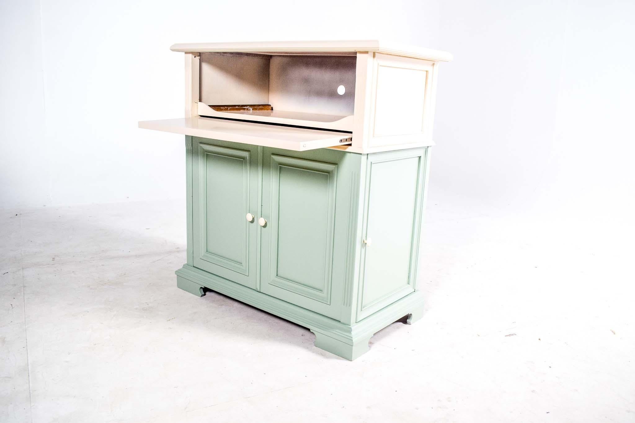 Antiker TV-Schrank aus Holz im Shabby-Chic-Stil im Zustand „Gut“ im Angebot in Lisboa, Lisboa