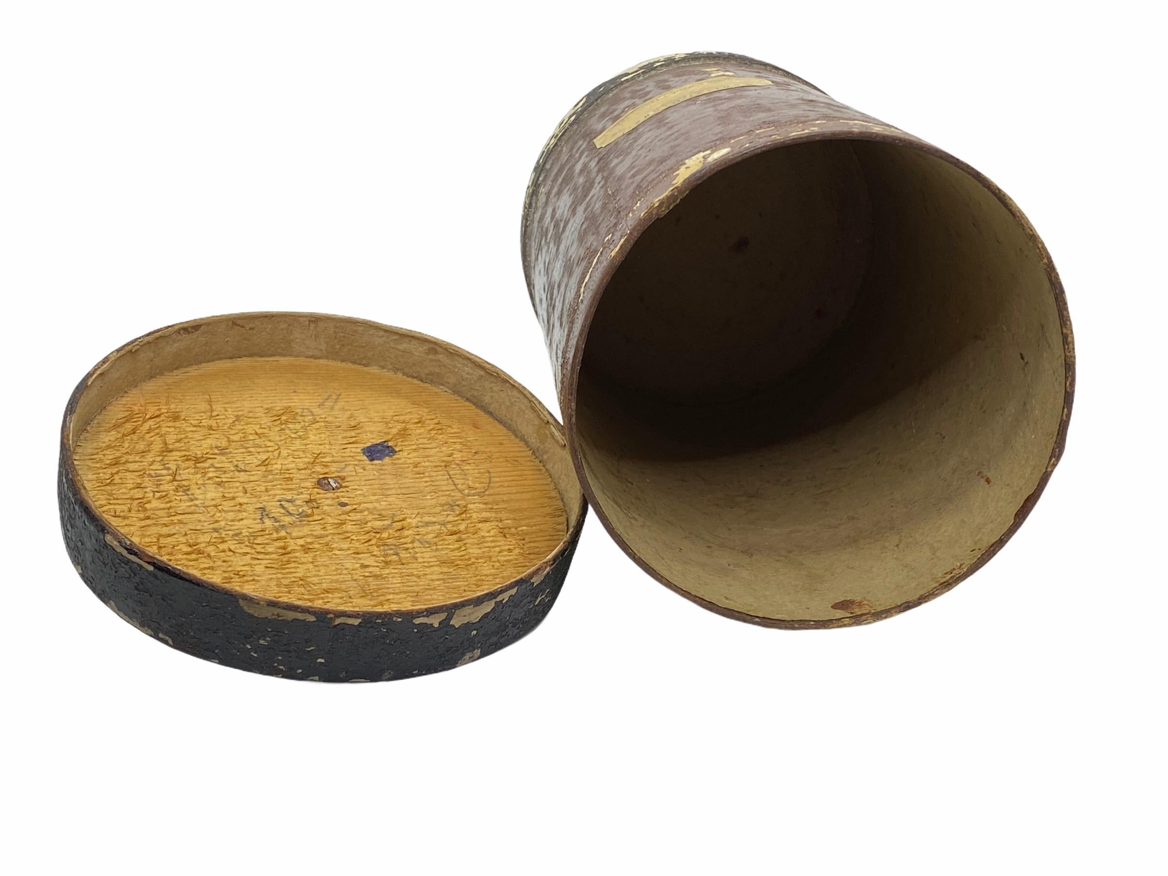 Antiguo Bote de Madera y Cartón de Farmacia para Almacenar Raíz de Valeriana en venta 4