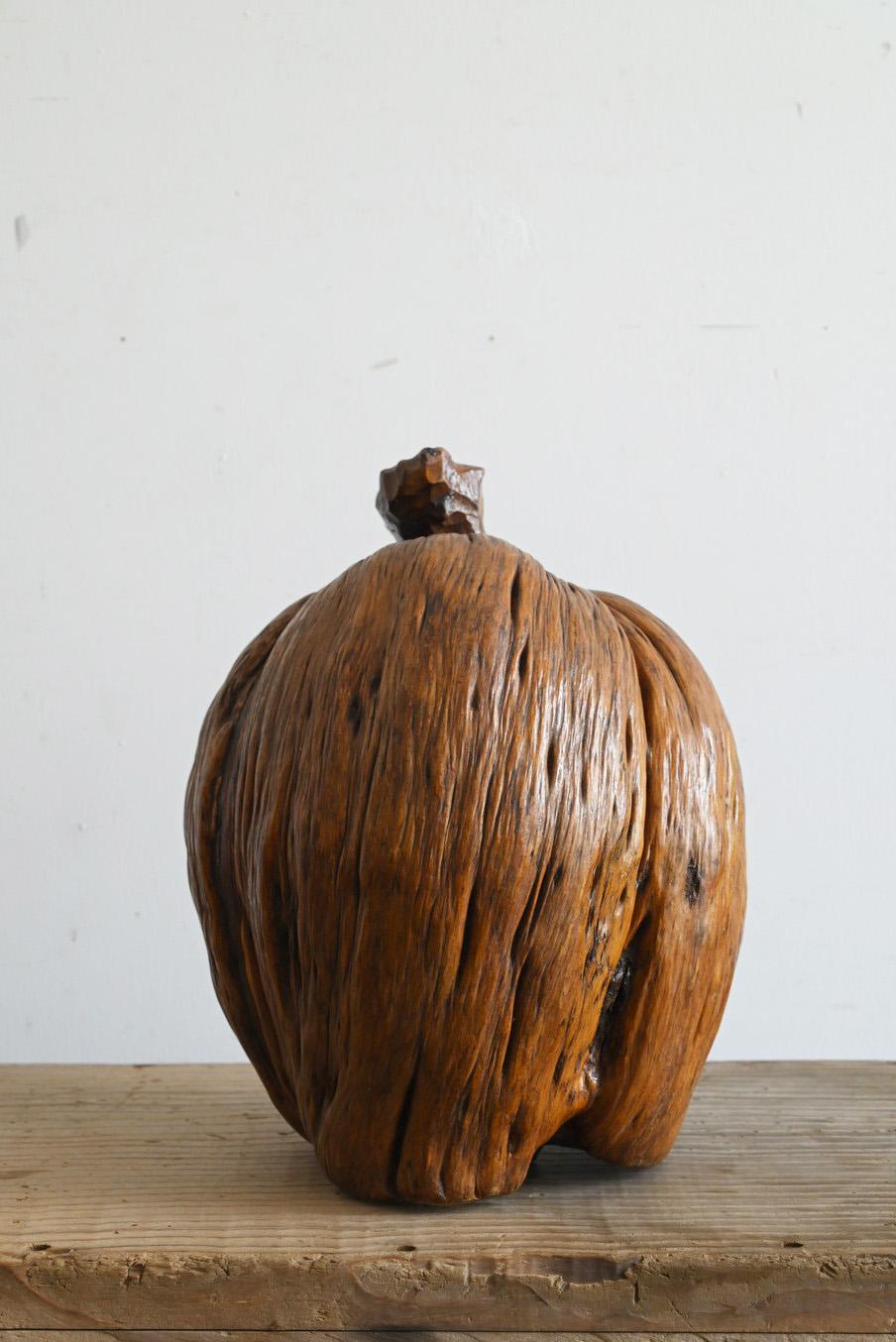Figurine ancienne en bois en forme de pomme/Objets for Objects Objects Objects Objects Objects Objects Objects Objects Objects Objects Objects Objects Objects Objects Objects Objects Objects Objects Objects Objects Objects Objects Objects Objects Objects Objects Objects Objects Objects Objects Bon état - En vente à Sammu-shi, Chiba