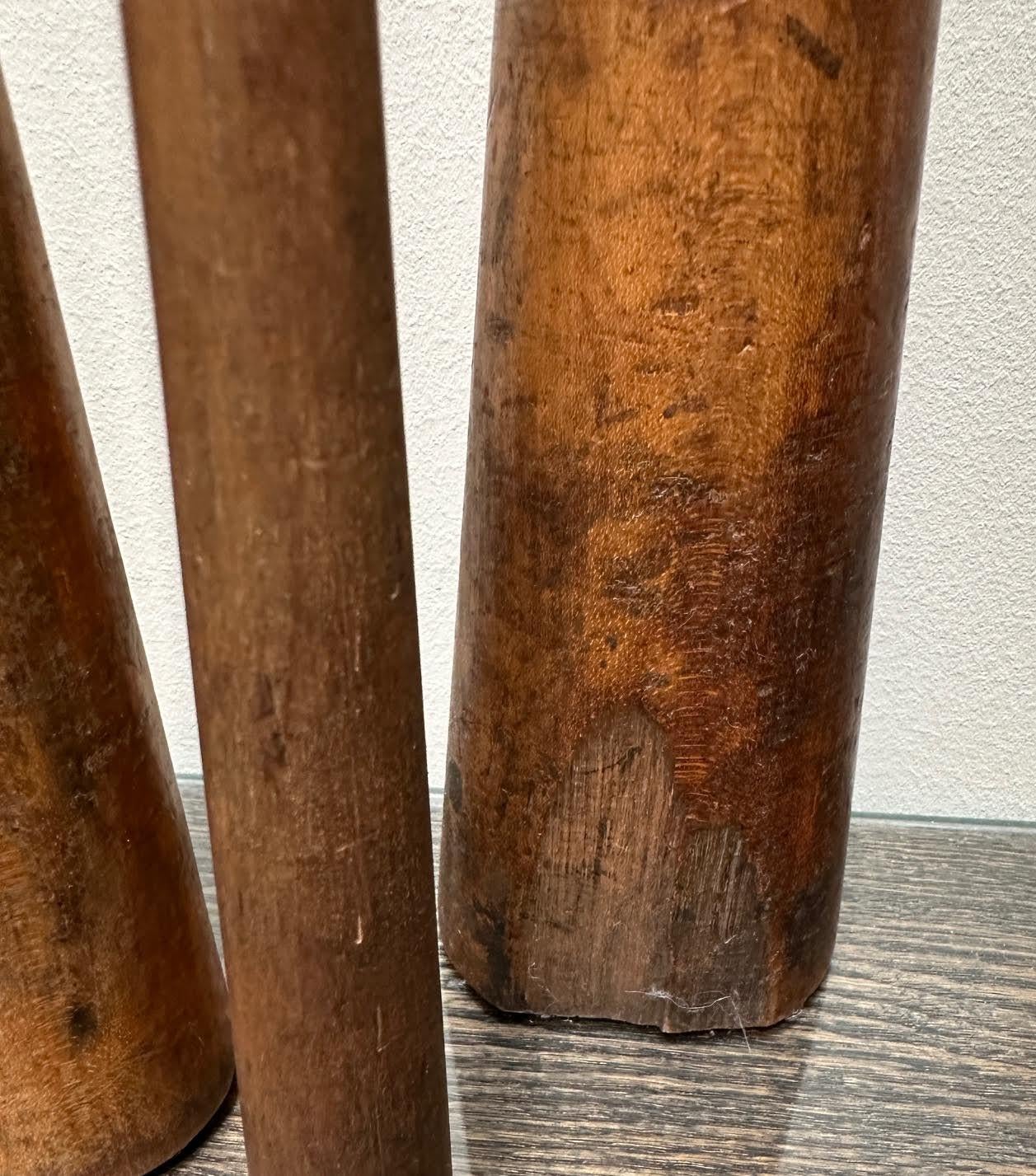 Colección de conos arquitectónicos antiguos de madera (12) en venta 3