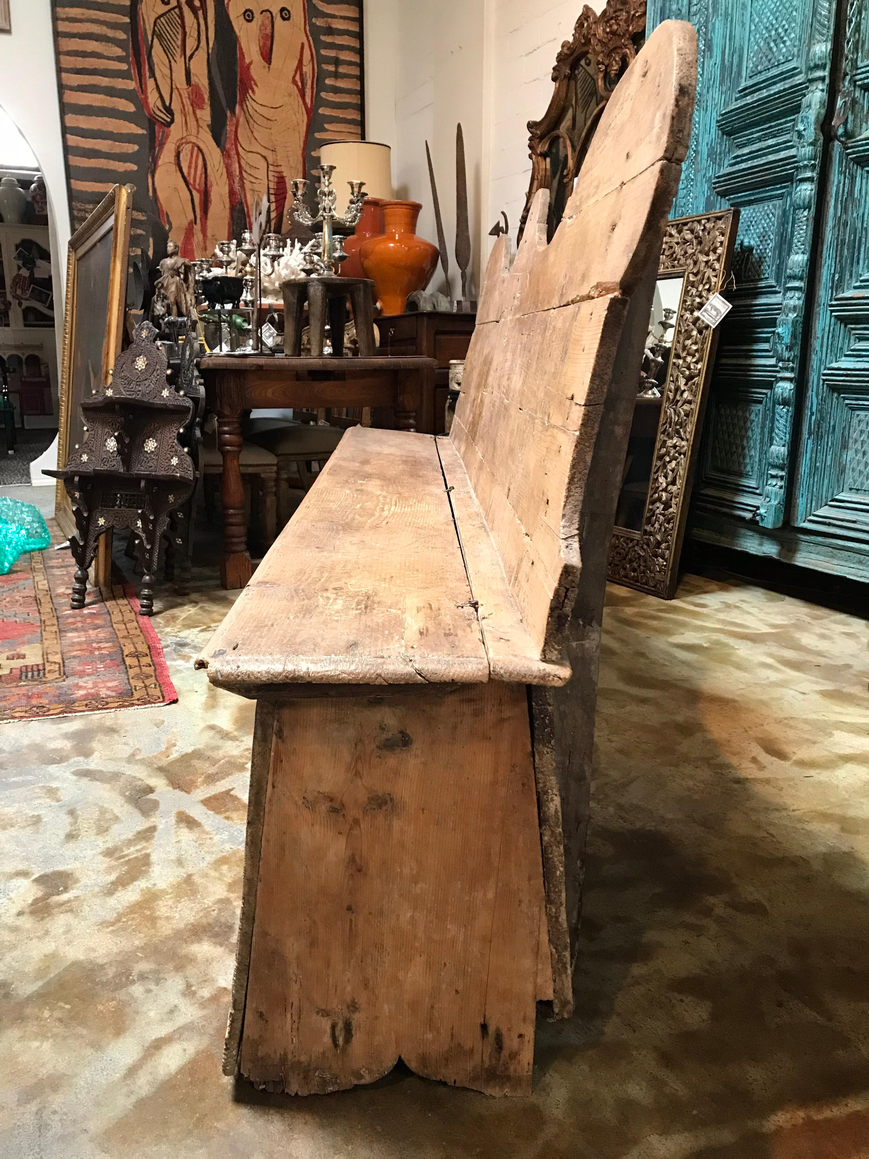 Antike Holzbank im Zustand „Relativ gut“ in Dallas, TX