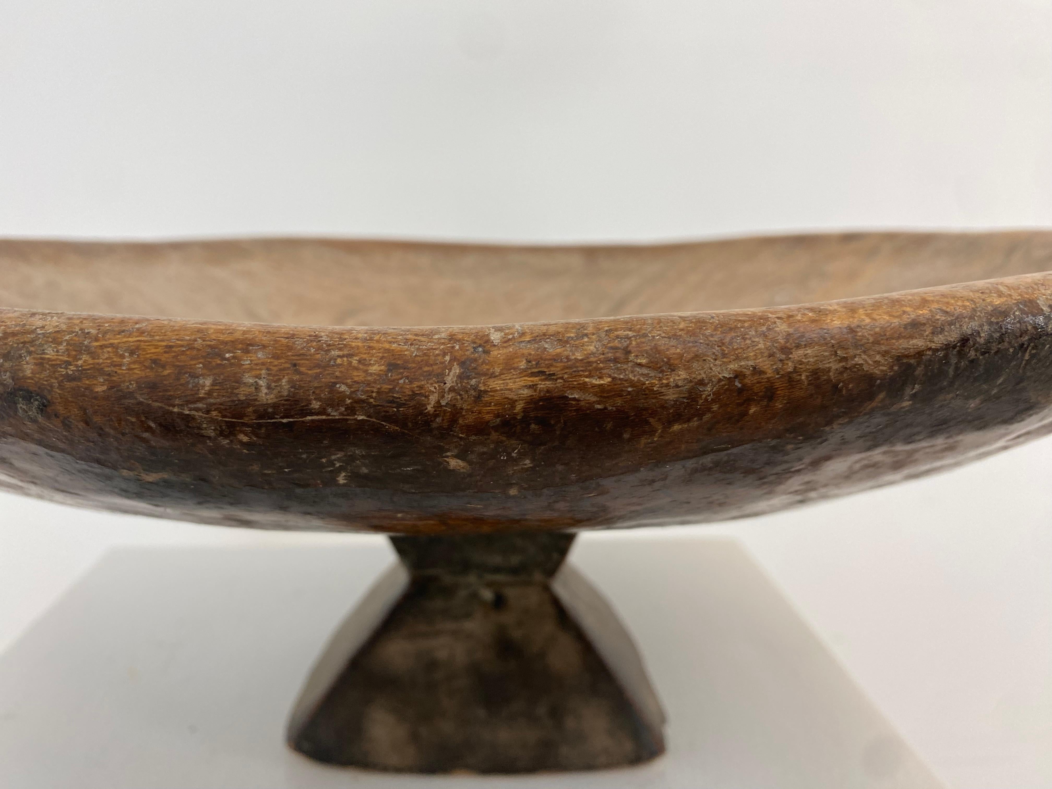 Patinated Antique wooden Berber Tazza on a central foot For Sale