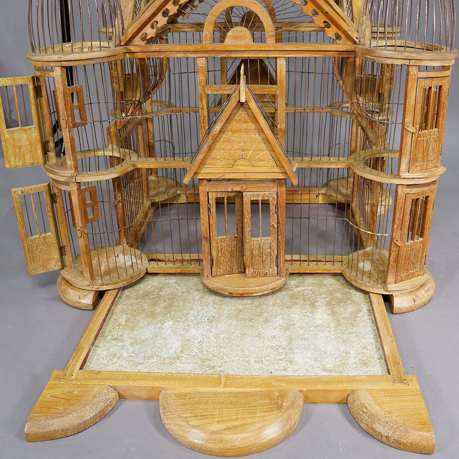 Antique Wooden Bird Cage Handmade in Germany ca. 1920s In Good Condition For Sale In Berghuelen, DE