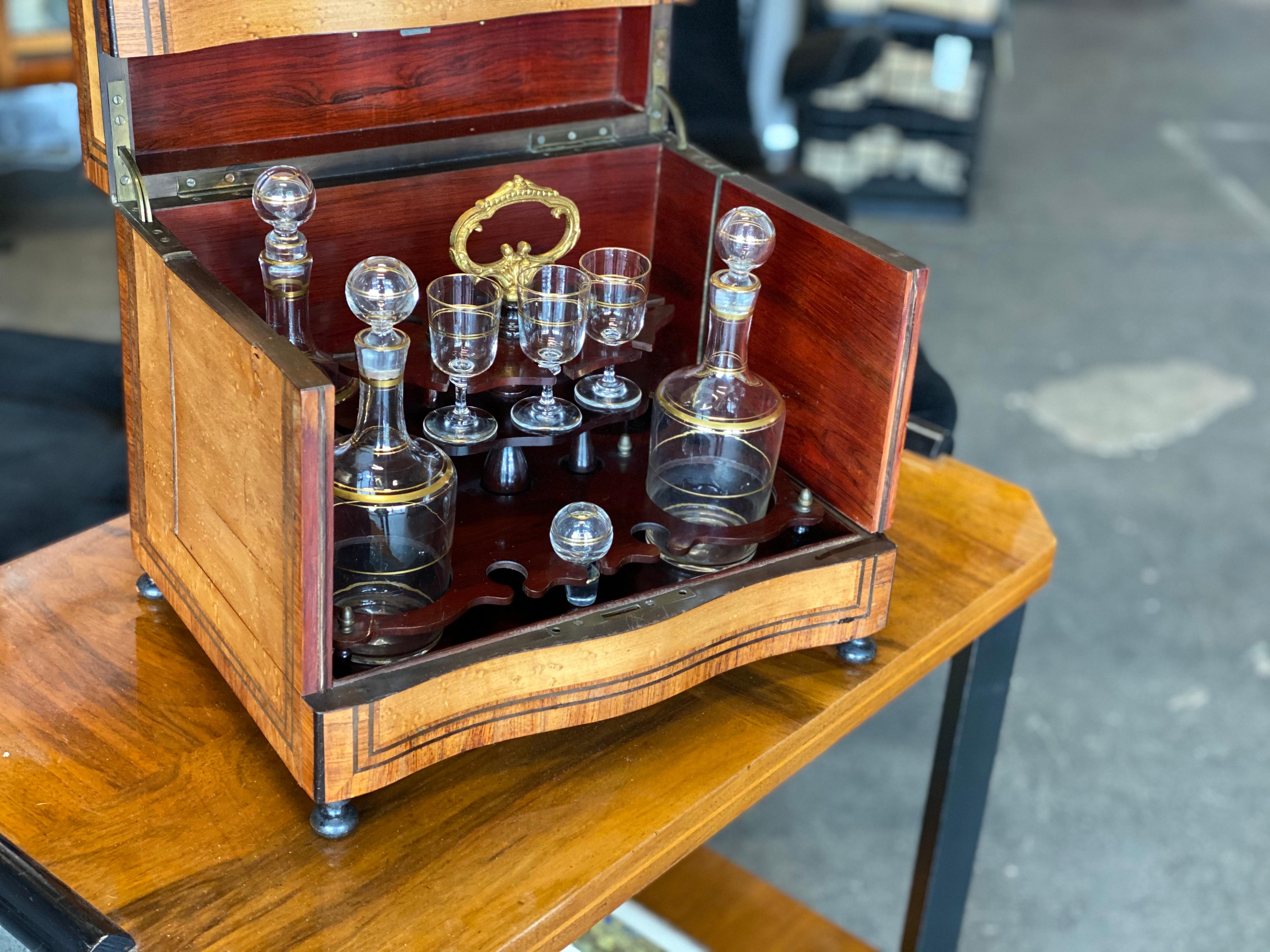 Victorian Antique Wooden Boxed Tantalus Bar, with Glas Decanter, Mid 19th Century