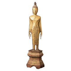 Bouddha ancien en bois du Laos et de Birmanie