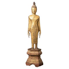 Antiker Holz-Buddha aus Laos aus Birma