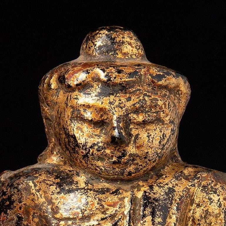 Antique Wooden Buddha Statue from Burma 6