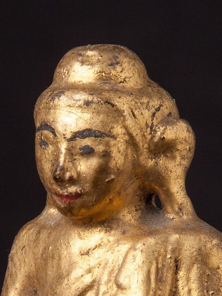 Ancienne statue de Bouddha en bois de Birmanie en vente 7