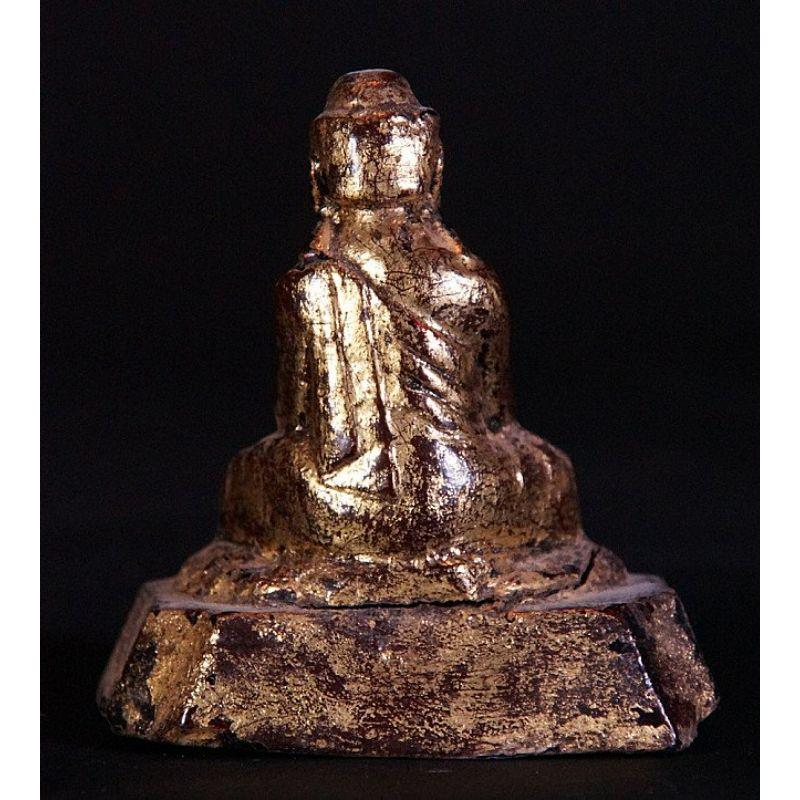 XVIIIe siècle Ancienne statue de Bouddha en bois de Birmanie en vente