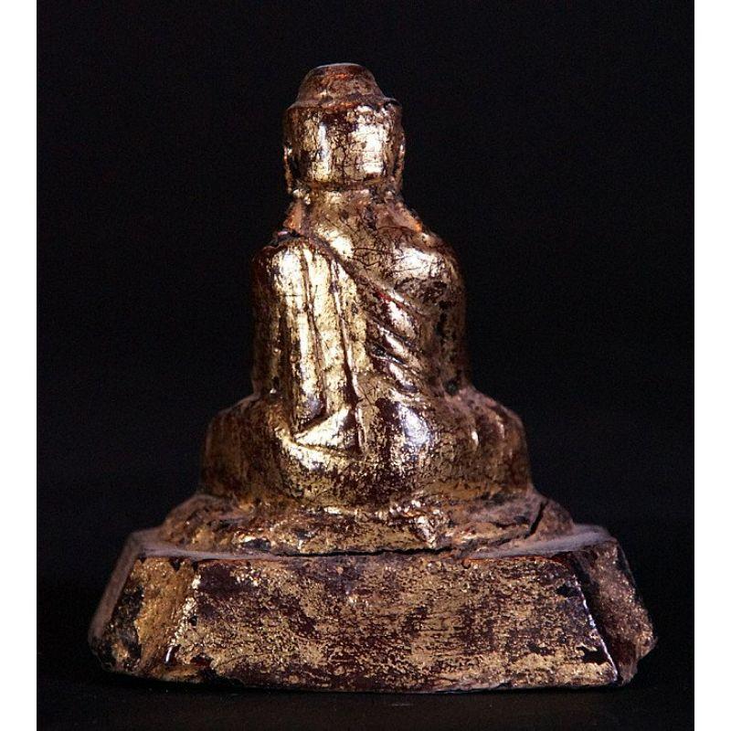 Antique Wooden Buddha Statue from Burma In Good Condition For Sale In DEVENTER, NL