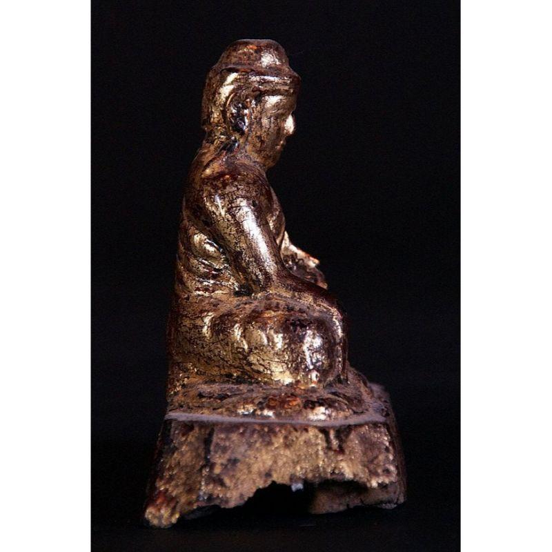 Bois Ancienne statue de Bouddha en bois de Birmanie en vente