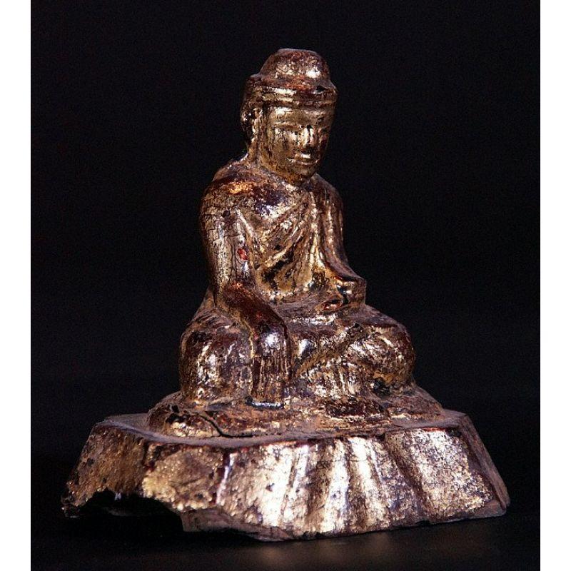 Antique Wooden Buddha Statue from Burma For Sale 1
