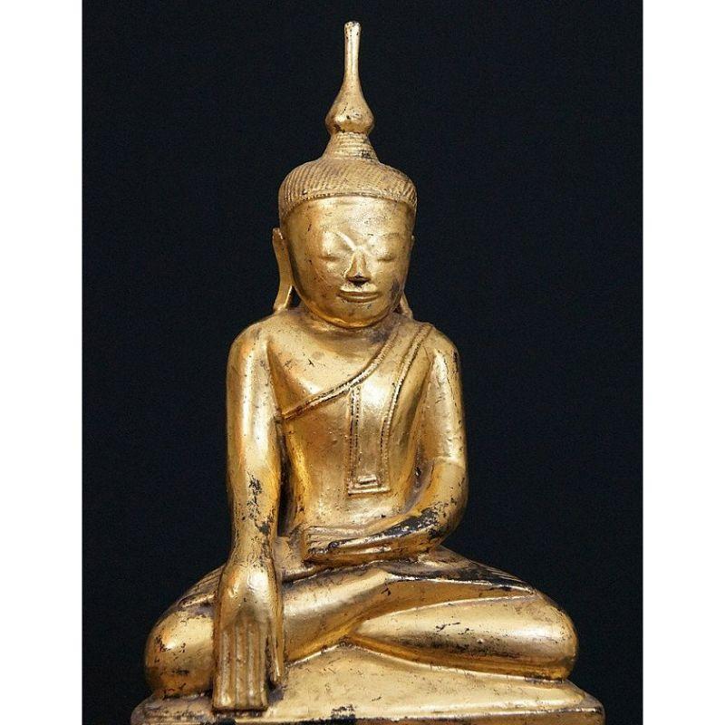 Antique Wooden Buddha Statue from Burma For Sale 3