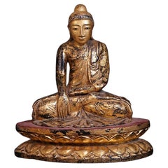 Ancienne statue de Bouddha en bois de Birmanie
