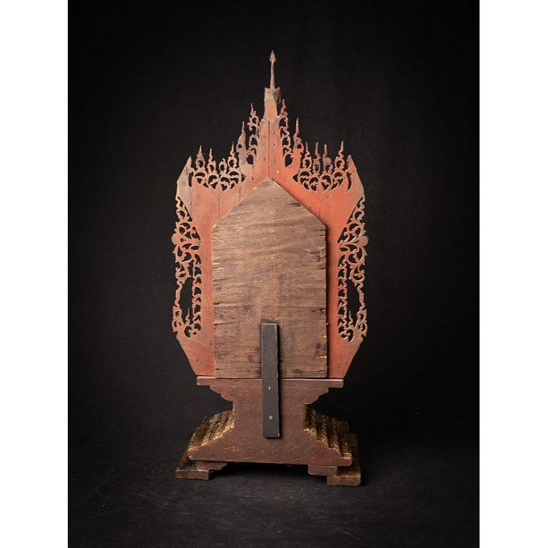 Antique Wooden Buddha Throne from Burma In Good Condition For Sale In DEVENTER, NL