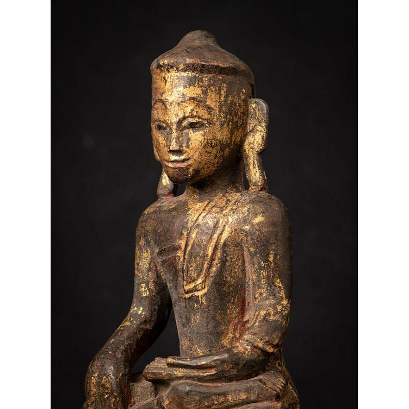 Antiker burmesischer Buddha aus Holz aus Burma im Angebot 6
