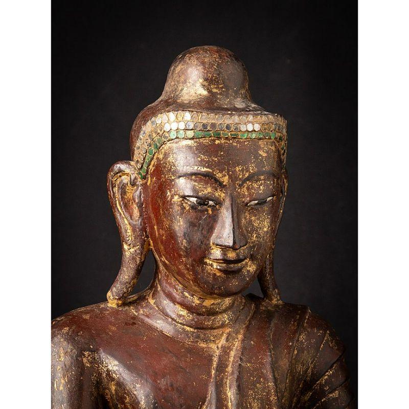 Antiker burmesischer Buddha aus Holz aus Burma im Angebot 7