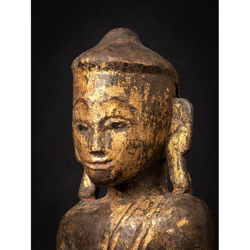 Antiker burmesischer Buddha aus Holz aus Burma im Angebot 7
