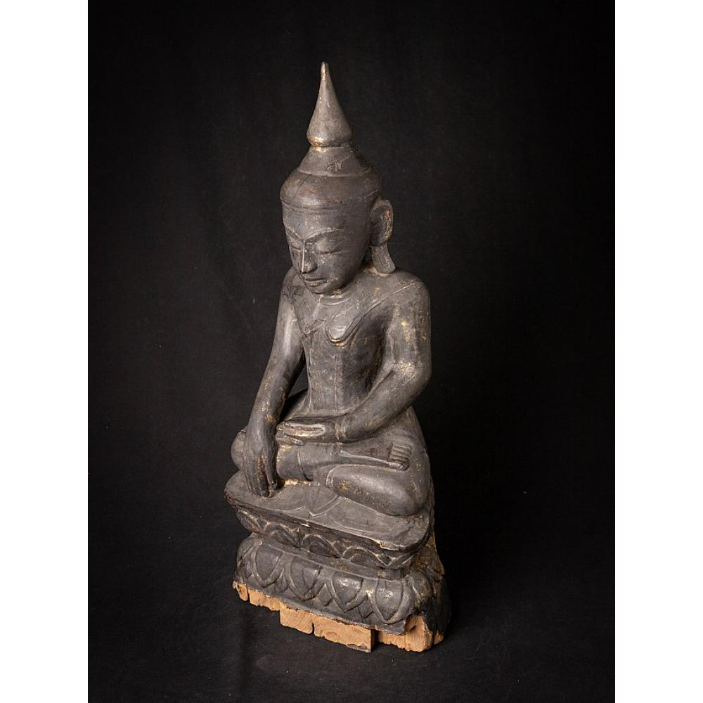 Antiker burmesischer Buddha aus Holz aus Burma im Angebot 8