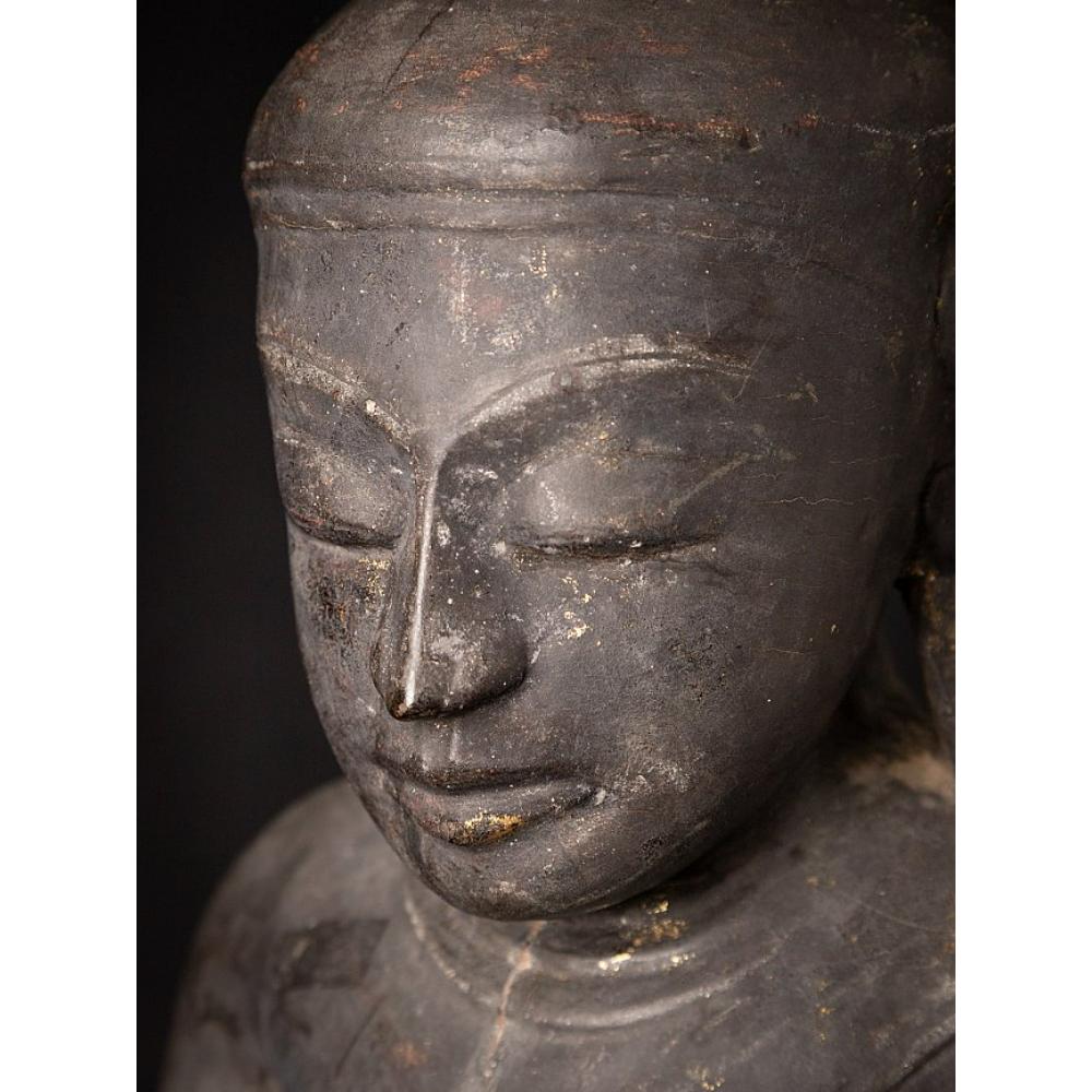 Antiker burmesischer Buddha aus Holz aus Burma im Angebot 14