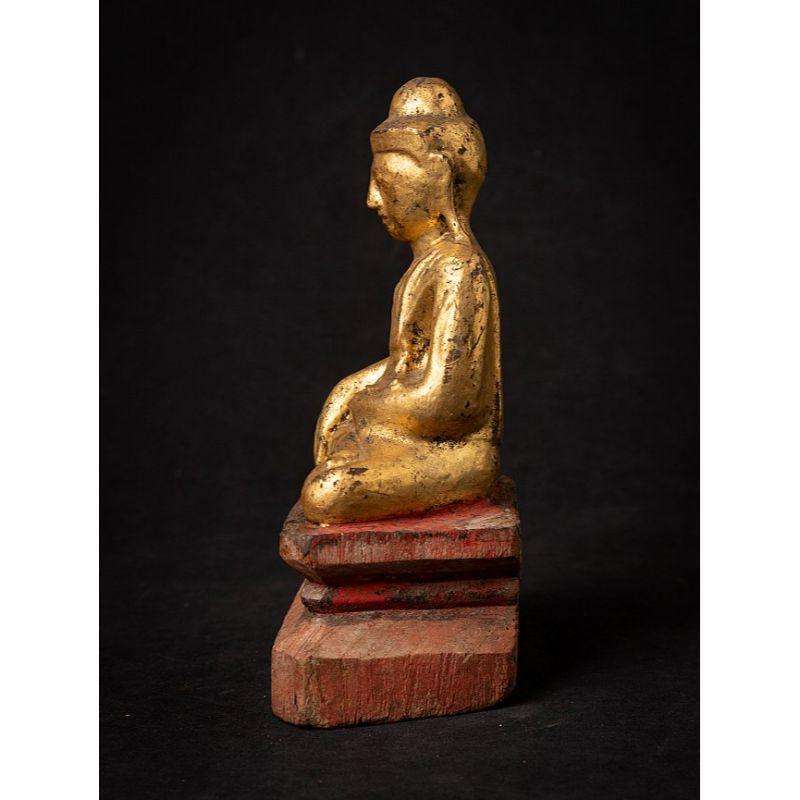 Antique Wooden Burmese Buddha from Burma In Good Condition For Sale In DEVENTER, NL