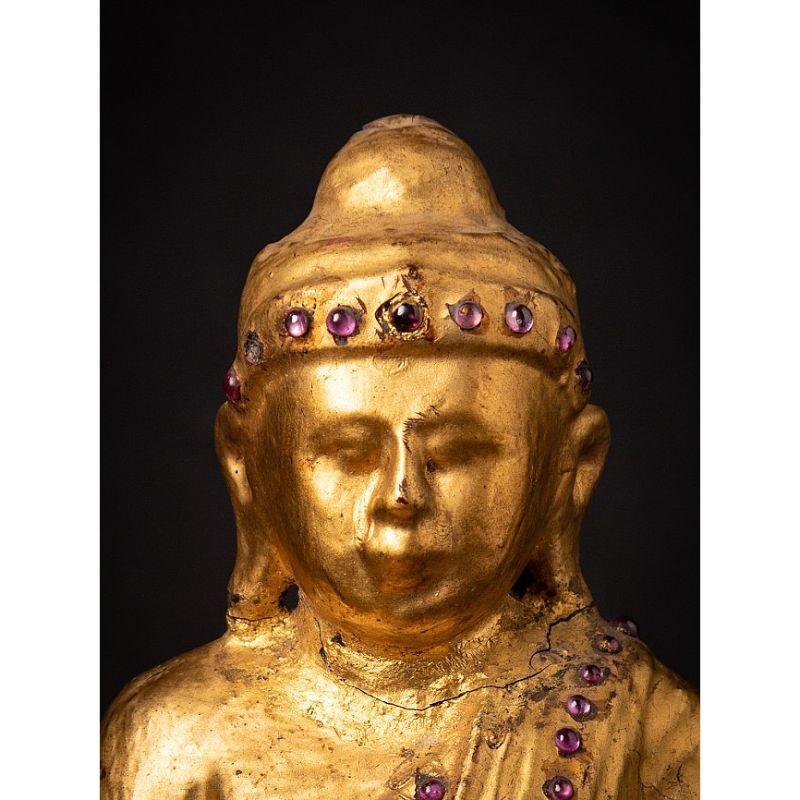 Antike burmesische Buddha-Statue aus Holz aus Burma im Angebot 5