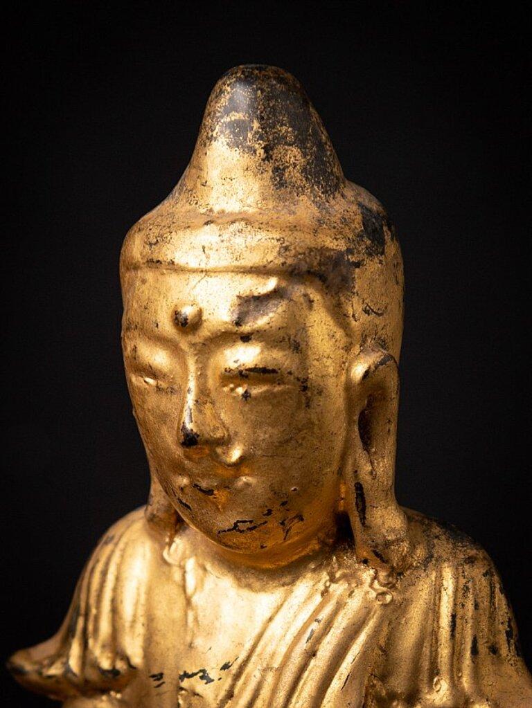 Antique wooden Burmese Buddha statue from Burma For Sale 7
