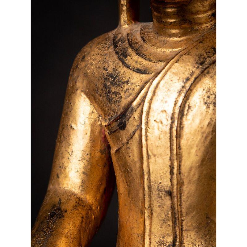 Ancienne statue de Bouddha birman en bois de Birmanie en vente 10