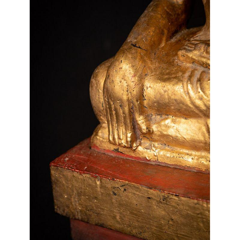 Ancienne statue de Bouddha birman en bois de Birmanie en vente 13