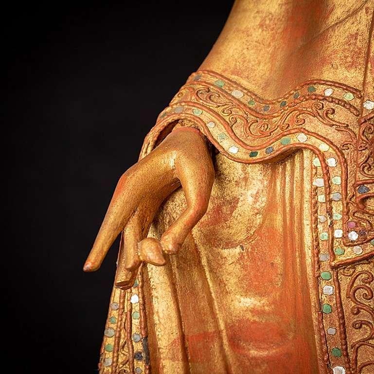 Ancienne statue de Bouddha birman en bois de Birmanie en vente 13