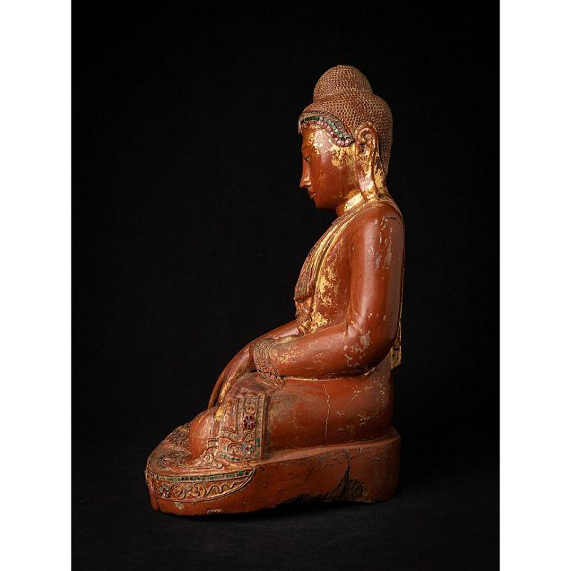Antique Wooden Burmese Buddha Statue from Burma In Good Condition For Sale In DEVENTER, NL