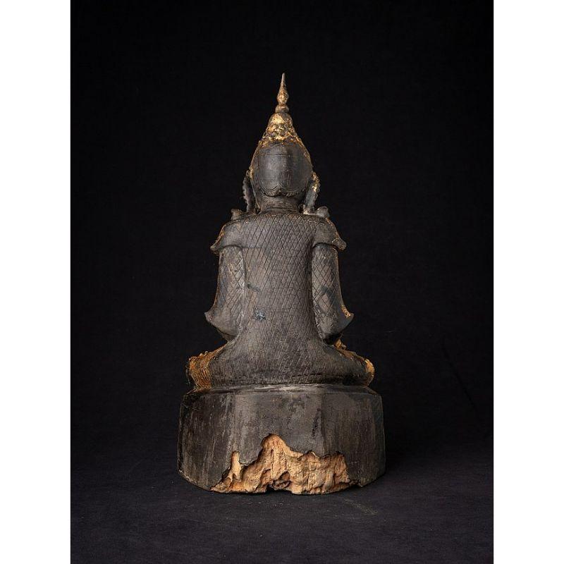 Antike burmesische Buddha-Statue aus Holz aus Burma im Zustand „Gut“ im Angebot in DEVENTER, NL