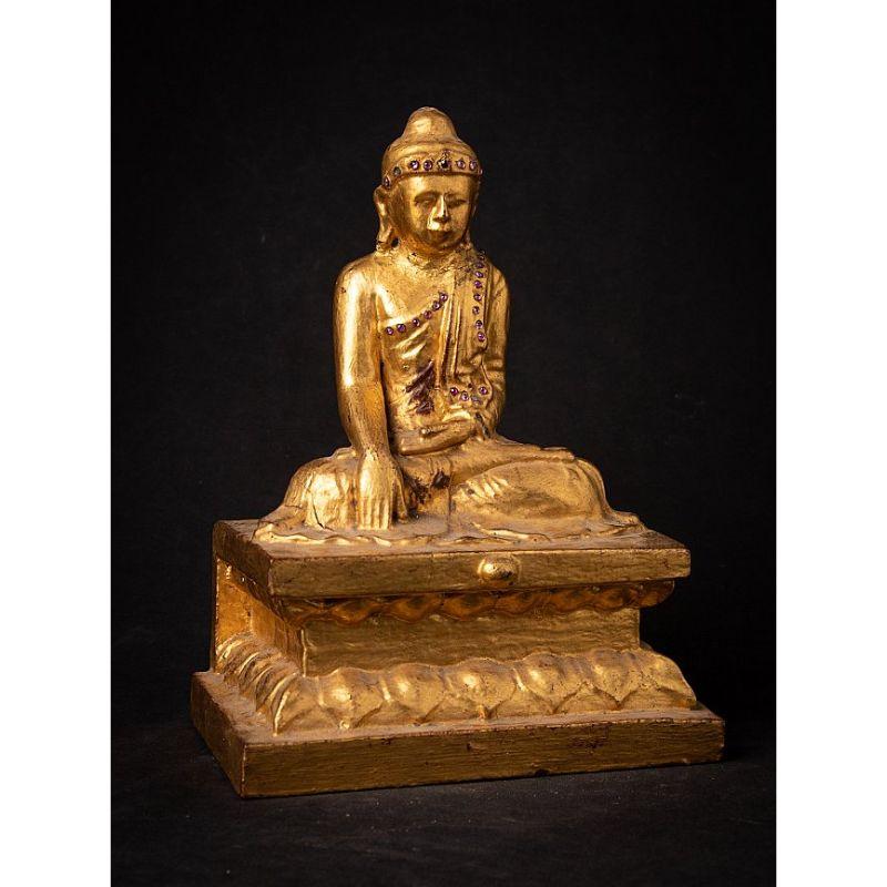 Antike burmesische Buddha-Statue aus Holz aus Burma im Angebot 1