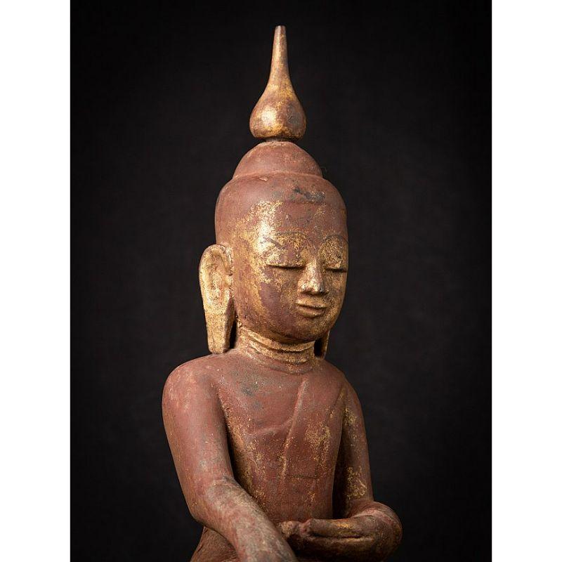 Ancienne statue de Bouddha birman en bois de Birmanie en vente 2