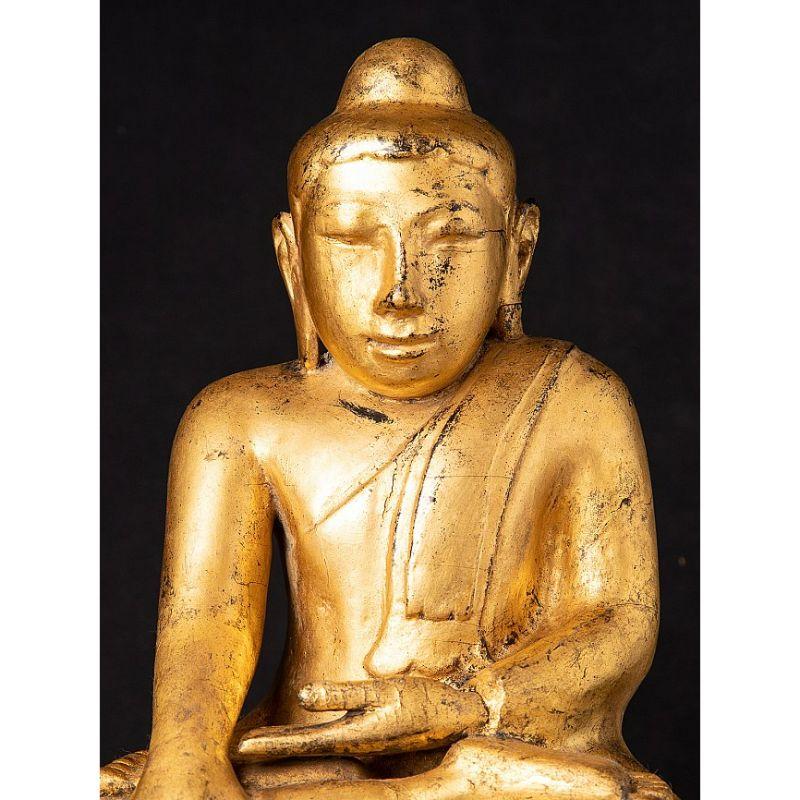 Ancienne statue de Bouddha birman en bois de Birmanie en vente 4