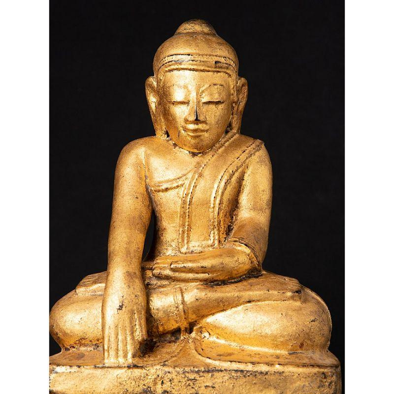 Antike burmesische Buddha-Statue aus Holz aus Burma im Angebot 4