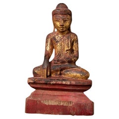 Antike burmesische Buddha-Statue aus Holz aus Burma